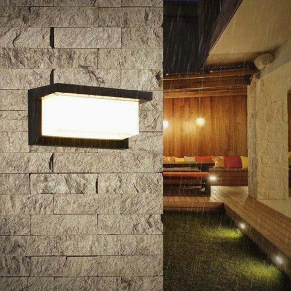 Modern black rectangle LED wall light IP65 waterproof warm white 2800-3200K