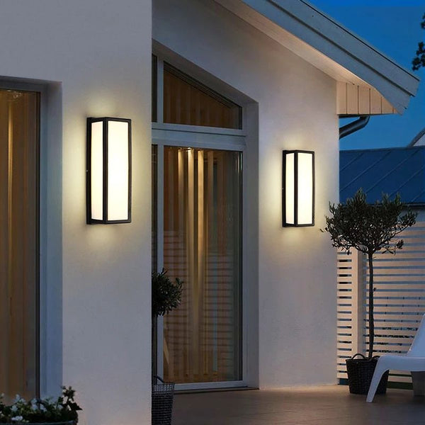 Modern black slim rectangle LED wall light IP65 waterproof warm white 2800-3200K
